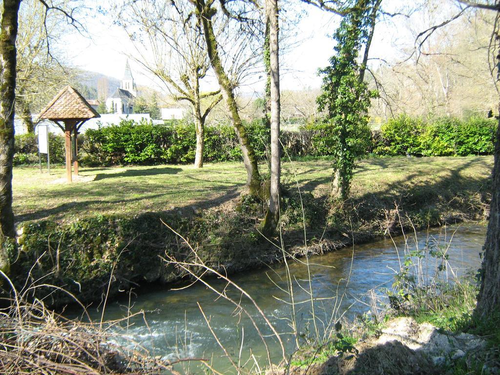 Chambres d'hôtes Au Pére Louis Labastide-du-Vert Esterno foto