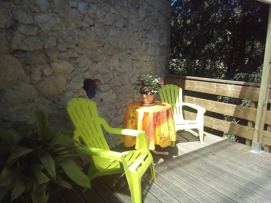 Chambres d'hôtes Au Pére Louis Labastide-du-Vert Esterno foto