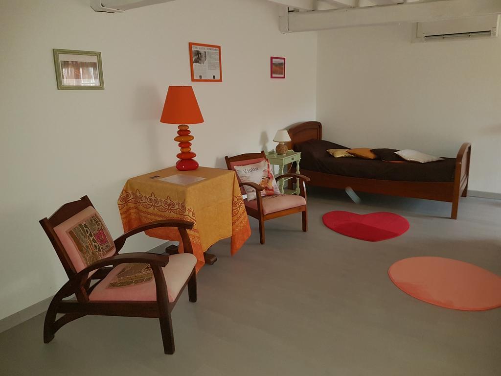 Chambres d'hôtes Au Pére Louis Labastide-du-Vert Esterno foto
