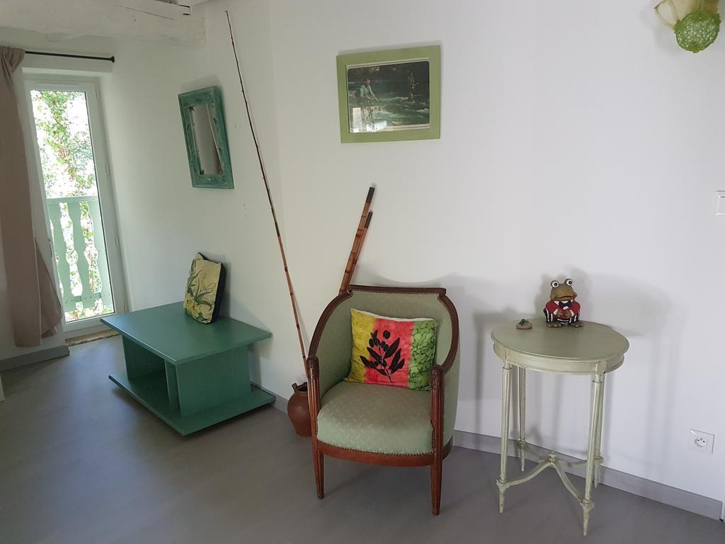 Chambres d'hôtes Au Pére Louis Labastide-du-Vert Esterno foto
